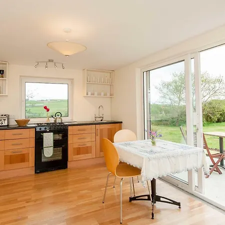 The Wild Atlantic Hideaway Apartment *